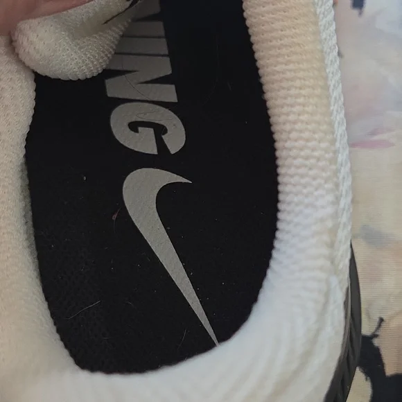 Nike Air Zoom Structure 22 11 - Picture 9 of 13